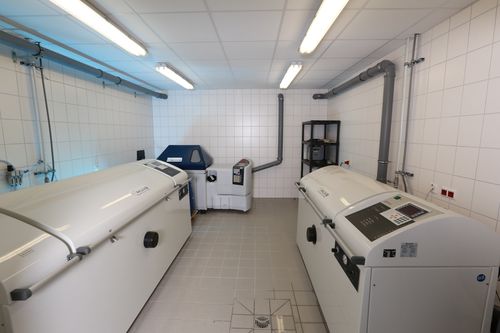 Salznebelprüfungen und Korrosion